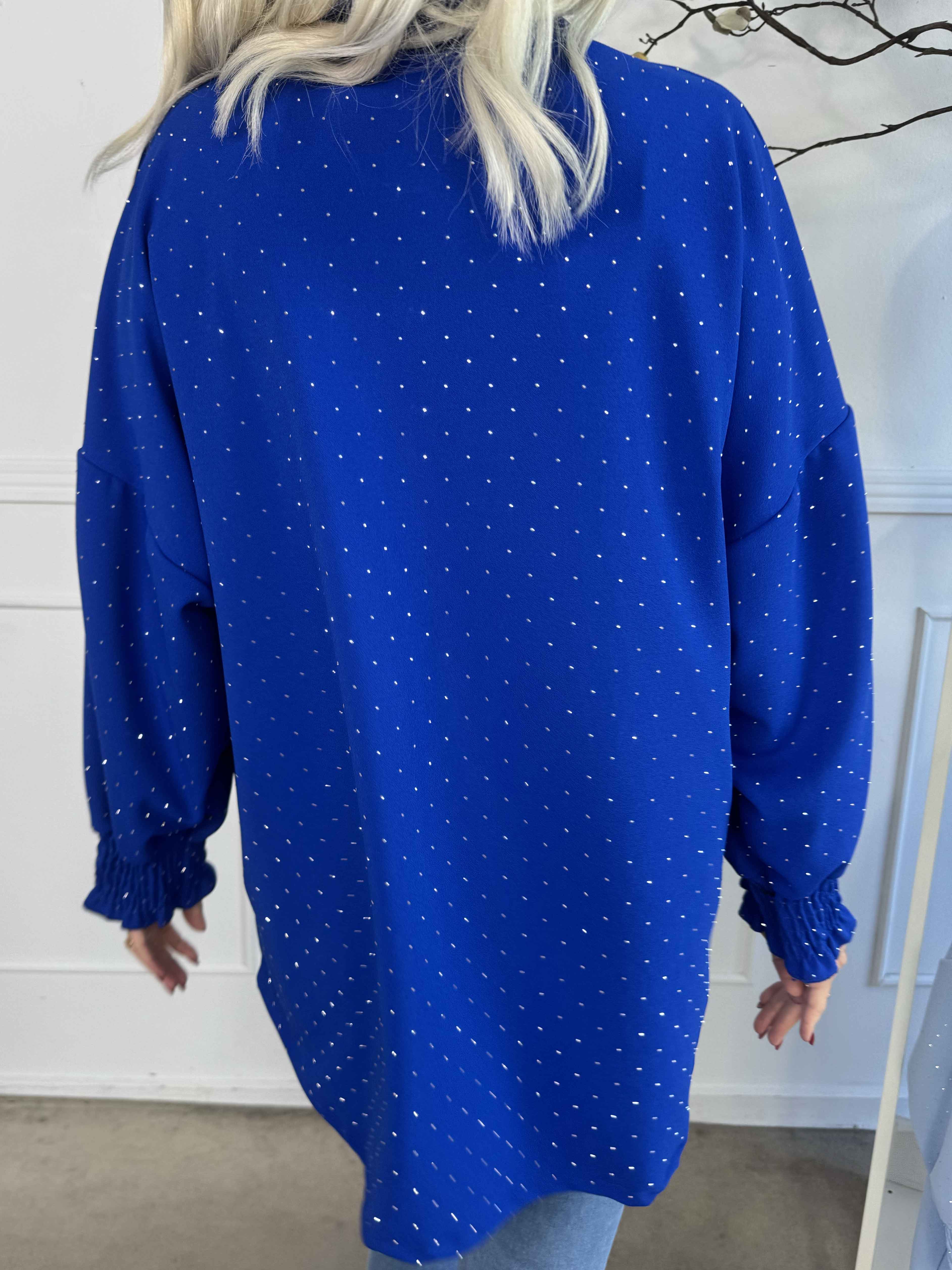 Aria - Tunika utsmyckad med gjutform och smock vid ärmen